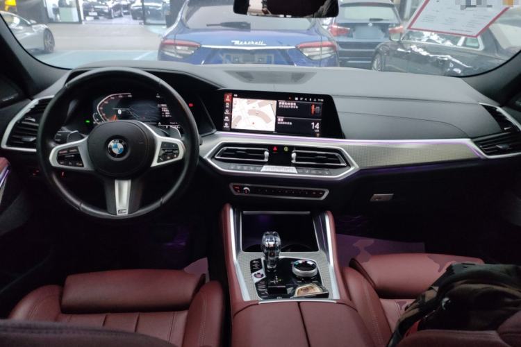 Used BMW X6 2022 Restyled xDrive40i M Sport Package Interior 2