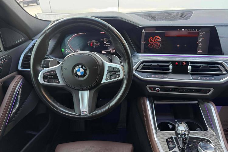 Used BMW X6 2022 Second Facelift xDrive40i M Sport Package Interior 4
