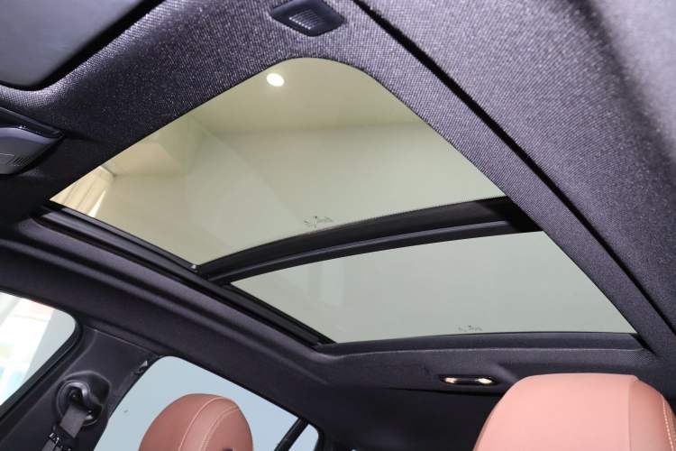 Used BMW X6 2022 Restyled xDrive40i M Sport Package Interior 4