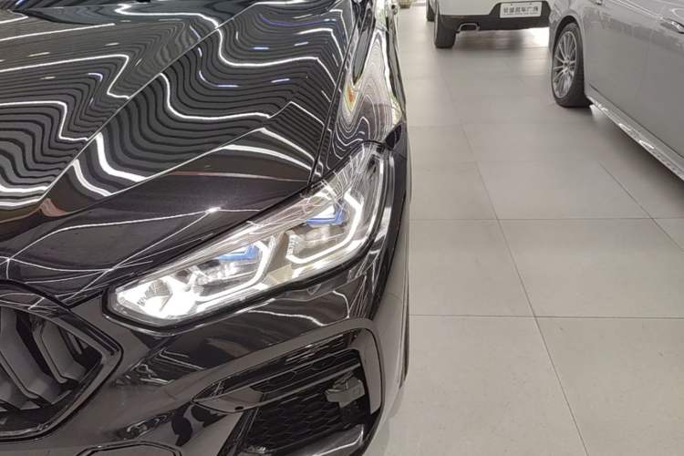 Used BMW X6 2022 Second Facelift xDrive40i M Sport Package Left Front Headlight