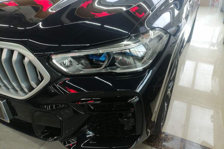 Used BMW X6 2022 xDrive40i Luxury Edition M Sport Package Left Front Headlight