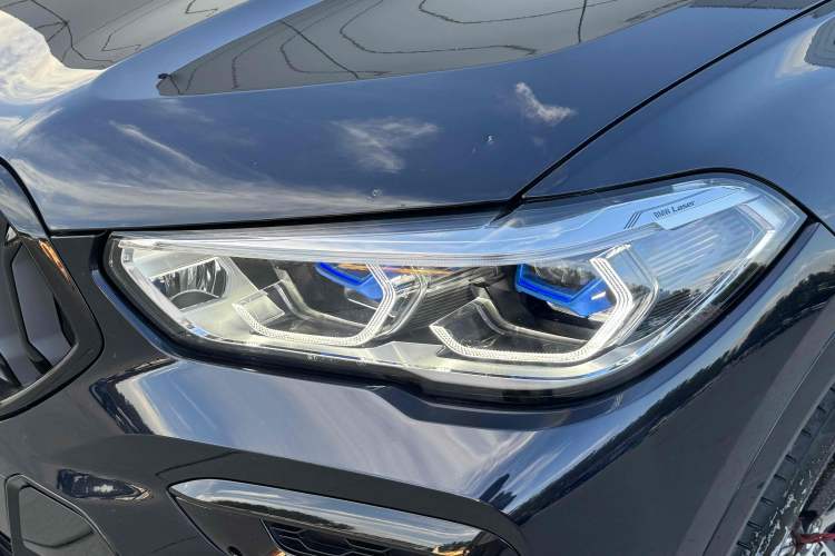 Used BMW X6 2022 Second Facelift xDrive40i M Sport Package Left Front Headlight