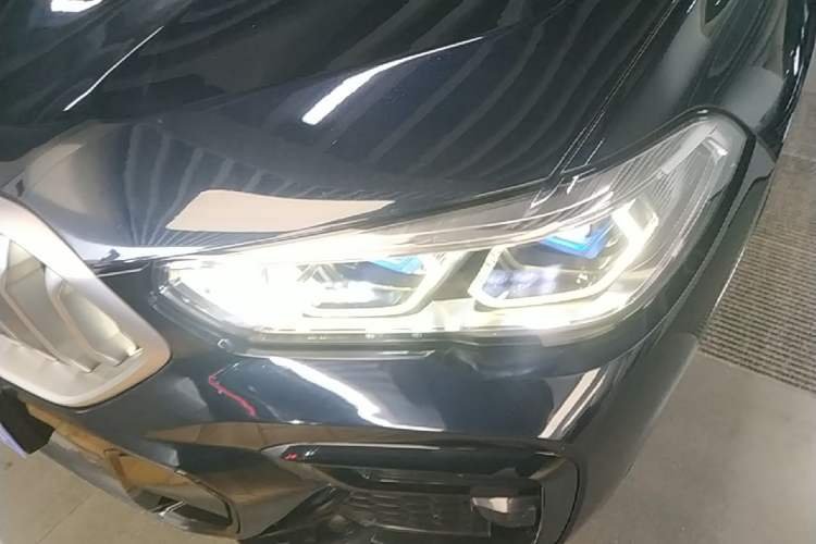 Used BMW X6 2022 xDrive40i Luxury Edition M Sport Package Left Front Headlight