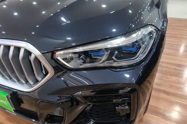 Used BMW X6 2022 xDrive40i Luxury Edition M Sport Package Left Front Headlight