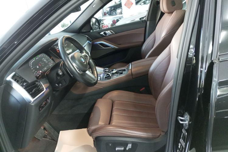 Used BMW X6 2022 Restyled xDrive40i M Sport Package Left Front Seat