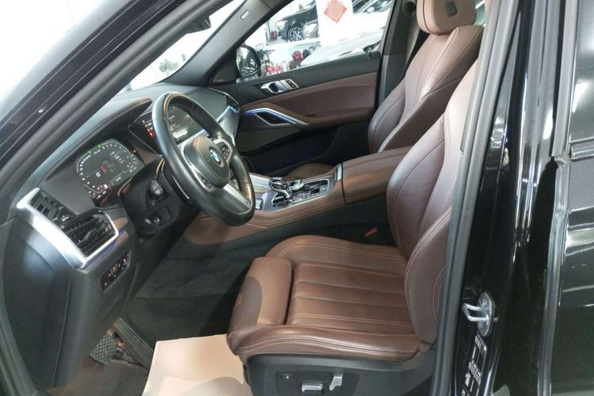 Used BMW X6 2022 Restyled xDrive40i M Sport Package Left Front Seat
