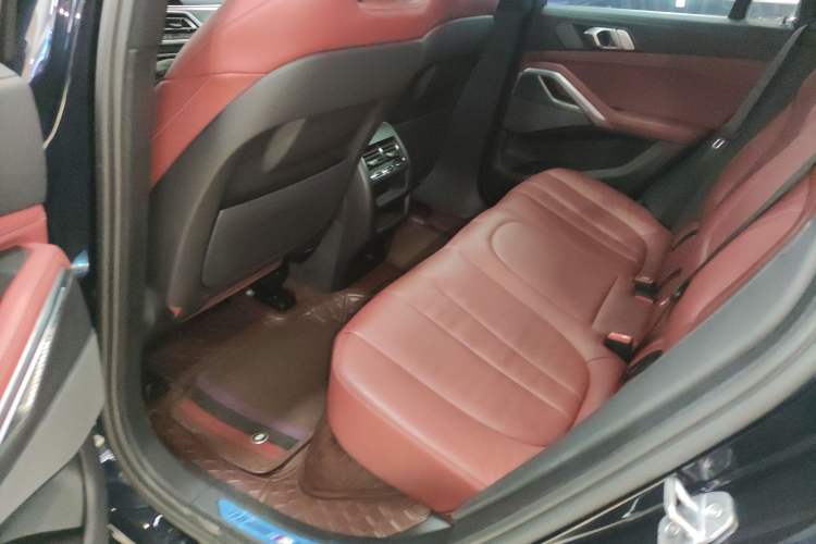 Used BMW X6 2022 Restyled xDrive40i M Sport Package Left Rear Seat