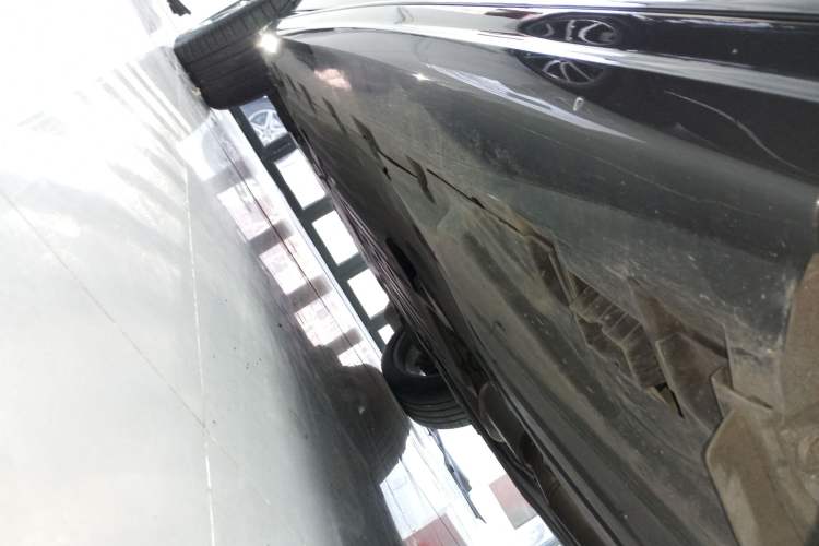 Used BMW X6 2022 Restyled xDrive40i M Sport Package Left Side Sill