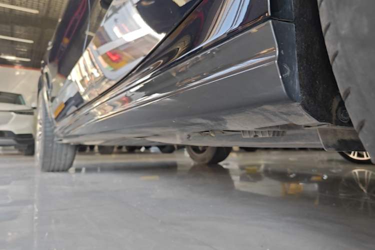 Used BMW X6 2022 Restyled xDrive30i M Sport Package Left Side Sill