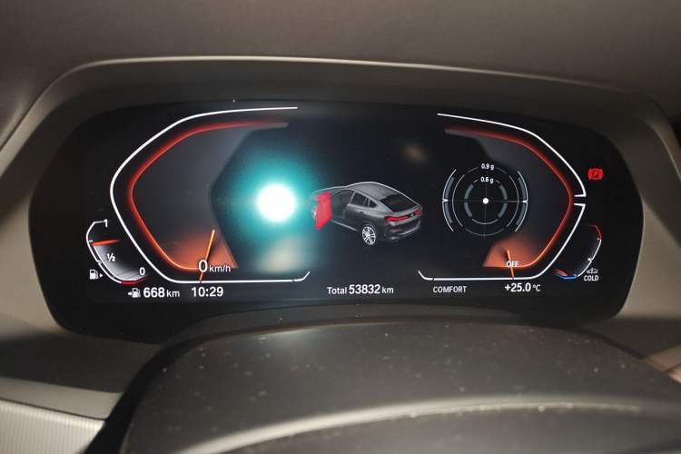 Used BMW X6 2022 Restyled xDrive30i M Sport Package Odometer Close Up