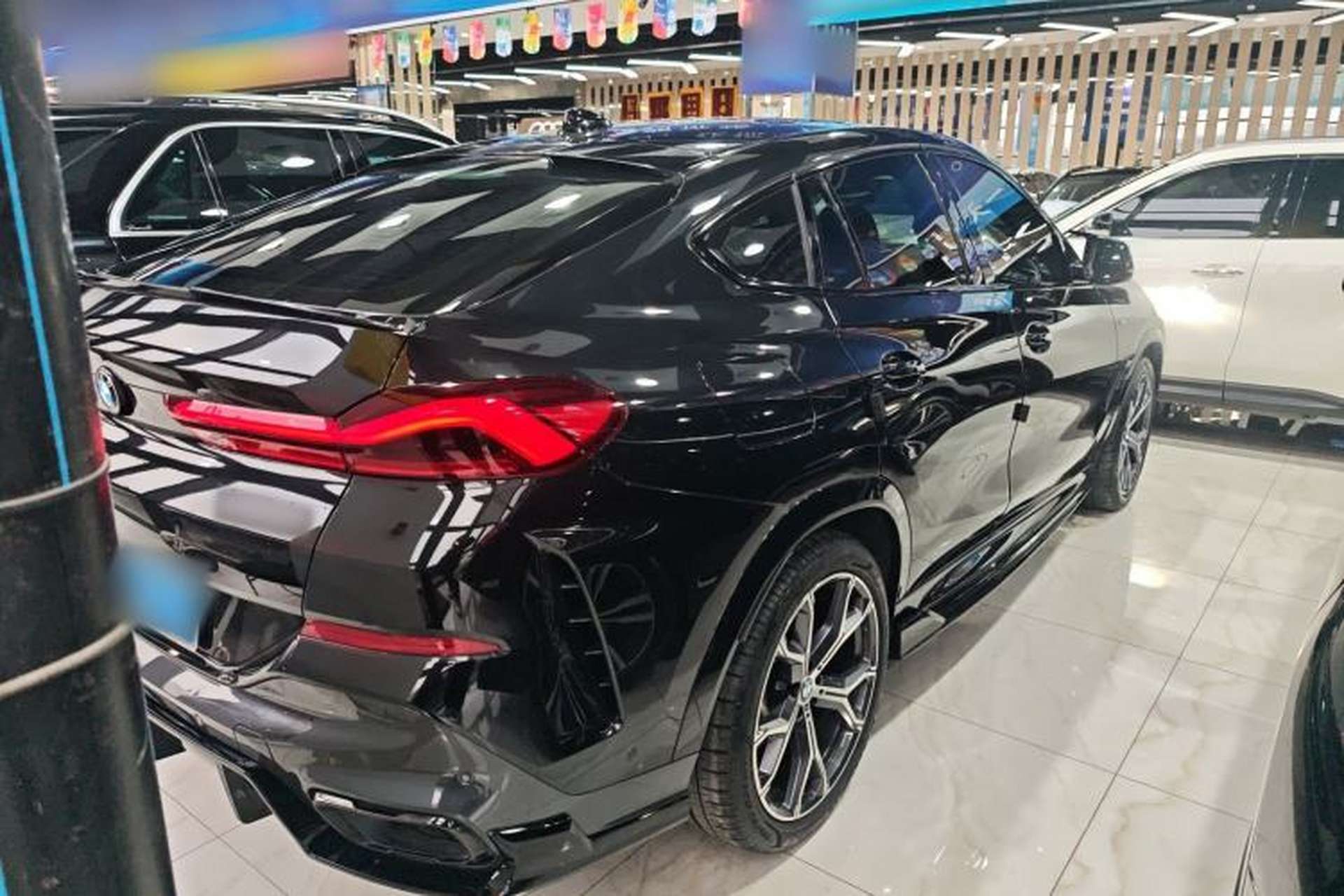 Used BMW X6 2022 Second Facelift xDrive40i M Sport Package Rear Right 45 Deg