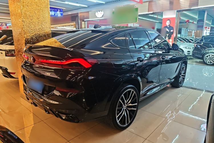 Used BMW X6 2022 Second Facelift xDrive40i Luxury Version M Sport Package Rear Right 45 Deg