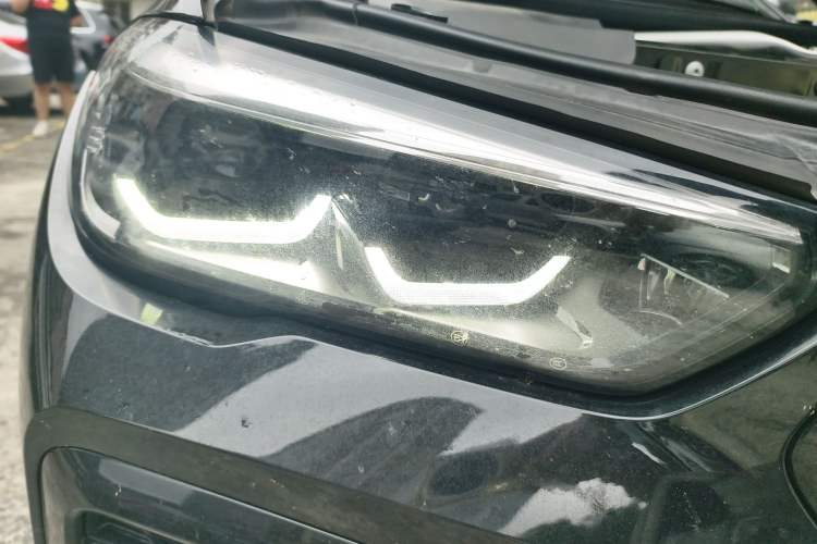 Used BMW X6 2022 Restyled xDrive30i M Sport Package Right Front Headlight