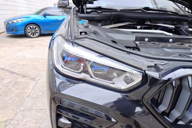 Used BMW X6 2022 Second Facelift xDrive40i M Sport Package Right Front Headlight