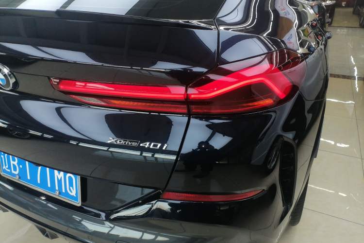 Used BMW X6 2022 xDrive40i Luxury Edition M Sport Package Right Rear Taillight