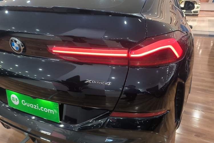 Used BMW X6 2022 xDrive40i Luxury Edition M Sport Package Right Rear Taillight