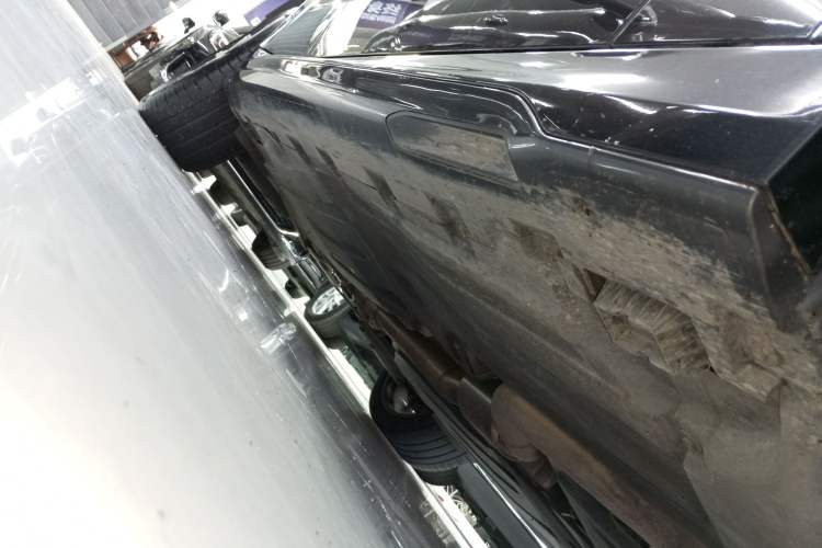 Used BMW X6 2022 Restyled xDrive40i M Sport Package Right Side Sill