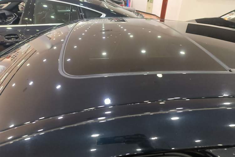 Used BMW X6 2022 xDrive40i Luxury Edition M Sport Package Roof