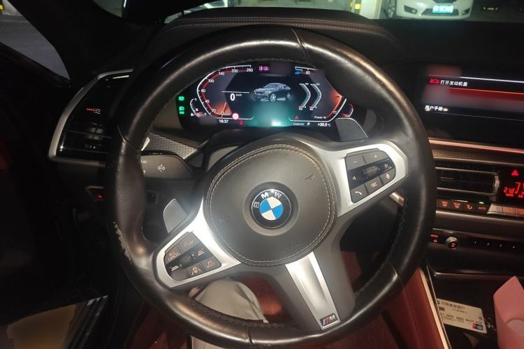 Used BMW X6 2022 Second Facelift xDrive40i Luxury Version M Sport Package Steering Wheel