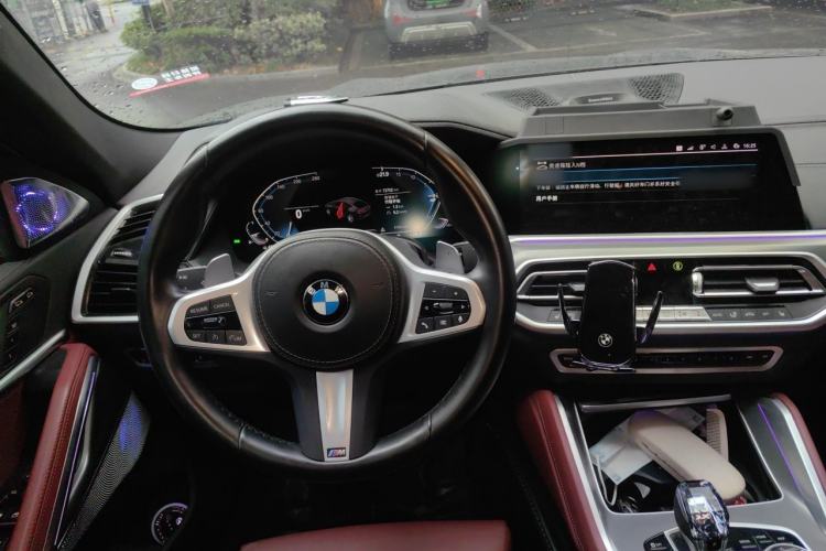 Used BMW X6 2022 Restyled xDrive30i M Sport Package Steering Wheel