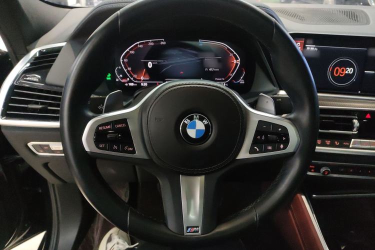 Used BMW X6 2022 Restyled xDrive40i M Sport Package Steering Wheel