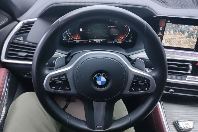 Used BMW X6 2022 xDrive40i M Sport Package Steering Wheel