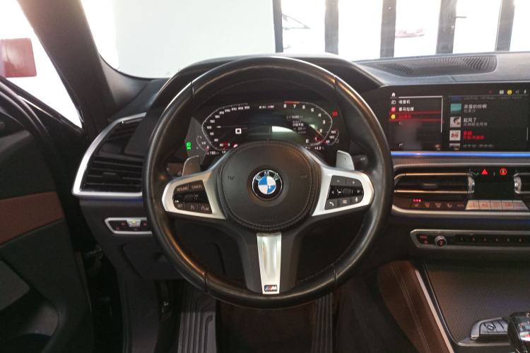 Used BMW X6 2022 Restyled xDrive40i M Sport Package Steering Wheel