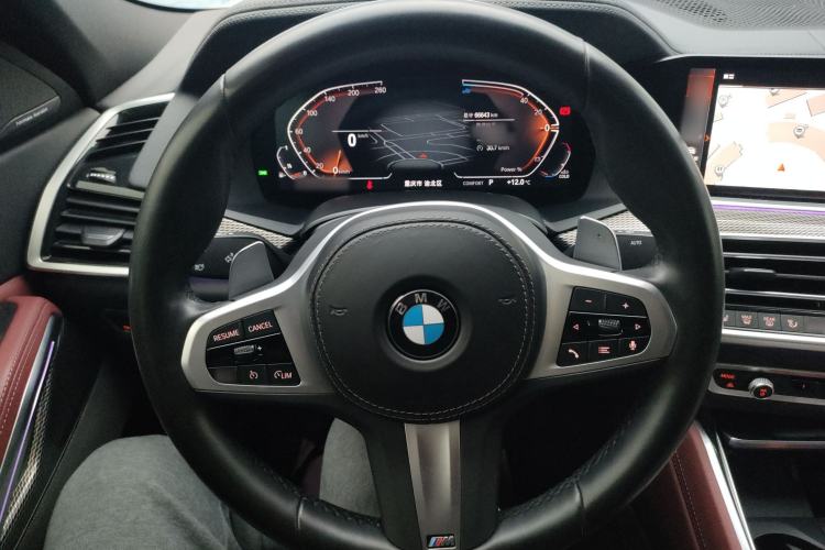 Used BMW X6 2022 Restyled xDrive40i M Sport Package Steering Wheel