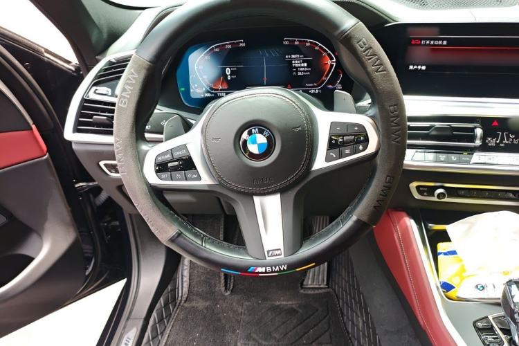 Used BMW X6 2022 Restyled xDrive30i M Sport Package Steering Wheel