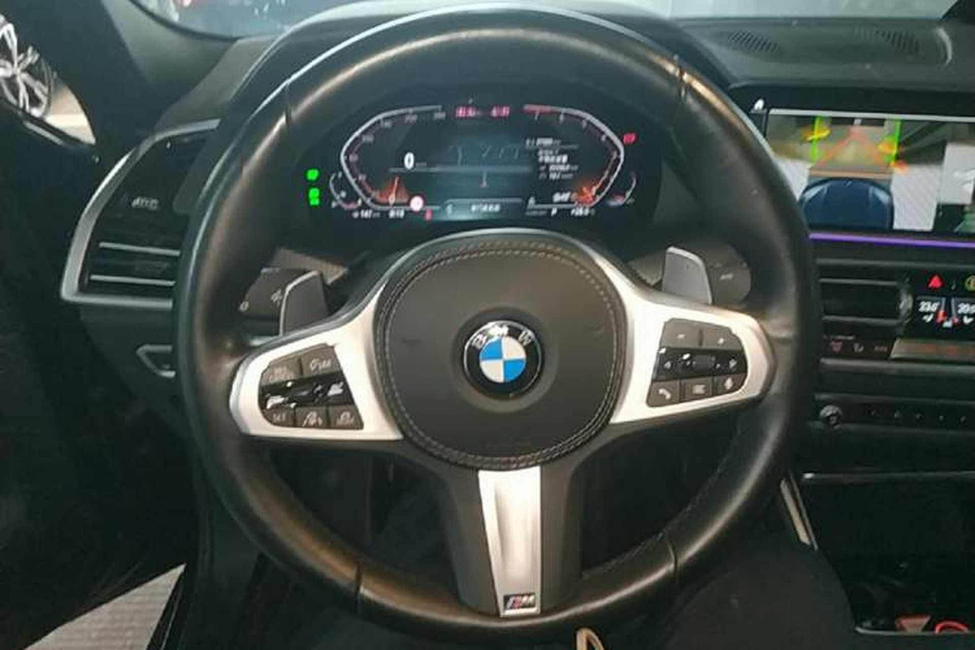 Used BMW X6 2022 xDrive40i Luxury Edition M Sport Package Steering Wheel