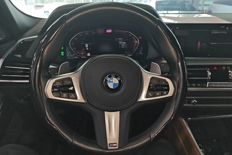 Used BMW X6 2022 Second Facelift xDrive40i Luxury Version M Sport Package Steering Wheel