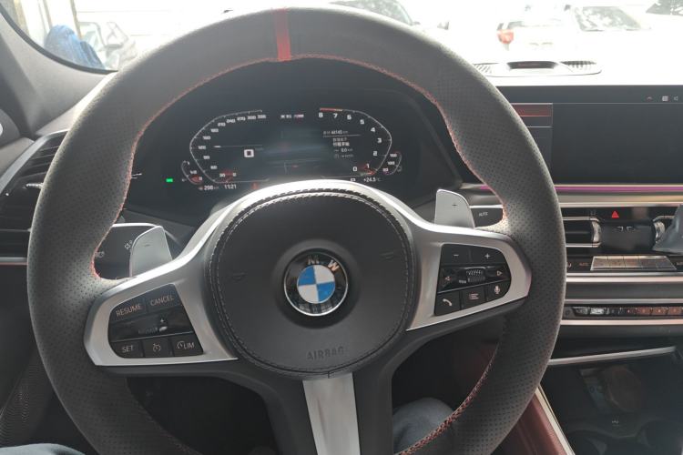 Used BMW X6 2022 Restyled xDrive30i M Sport Package Steering Wheel