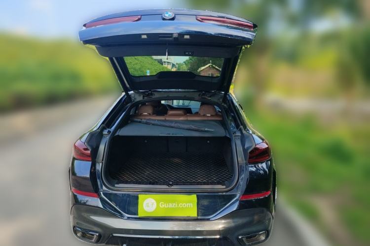 Used BMW X6 2022 Restyled xDrive30i M Sport Package Trunk