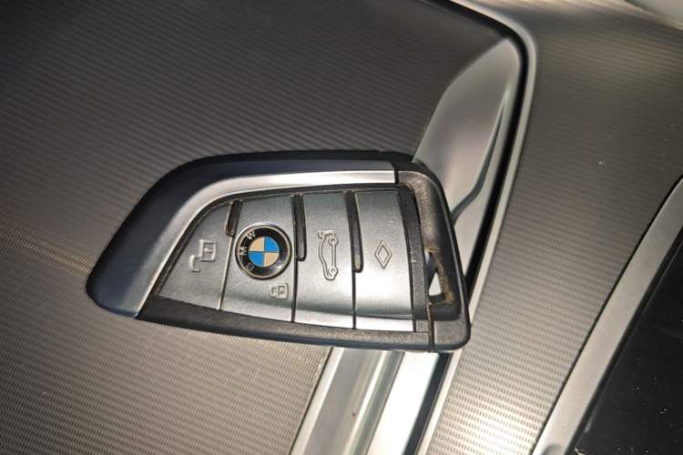 Used BMW X6 2022 Restyled xDrive30i M Sport Package Vehicle Key