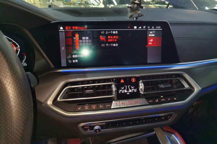Used BMW X6 2022 Restyled xDrive30i M Sport Package Audio And AC Panel