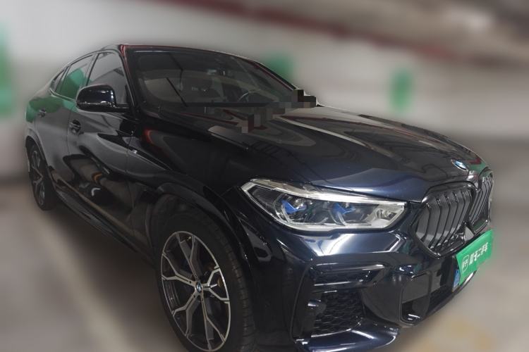 Used BMW X6 2022 Facelift xDrive40i Luxury Edition M Sport Package Front Right 45 Deg