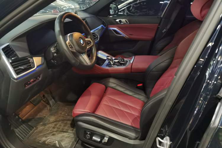 Used BMW X6 2022 Restyled xDrive30i M Sport Package Left Front Seat