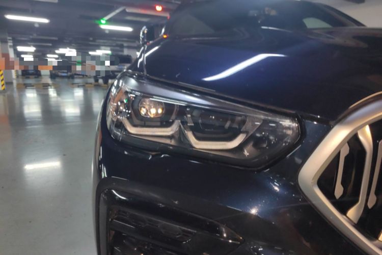 Used BMW X6 2022 xDrive40i M Sport Package Right Front Headlight