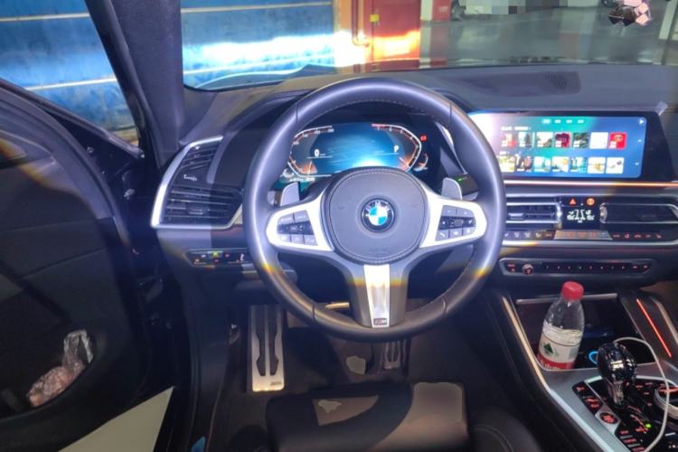 Used BMW X6 2022 xDrive40i M Sport Package Steering Wheel