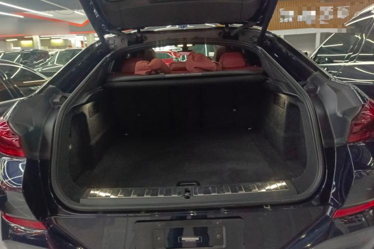 Used BMW X6 2022 Restyled xDrive30i M Sport Package Trunk