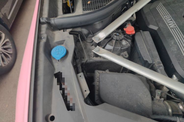 Used BMW X6 2022 Restyled xDrive40i M Sport Package Engine Bay Right