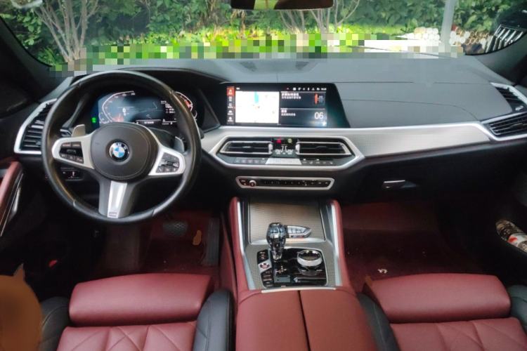 Used BMW X6 2022 Second Facelift xDrive40i M Sport Package Center Console
