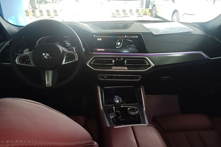 Used BMW X6 2022 xDrive30i M Sport Package Center Console