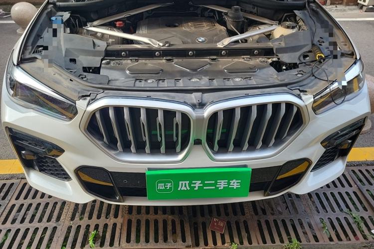 Used BMW X6 2022 xDrive30i M Sport Package Engine Bay