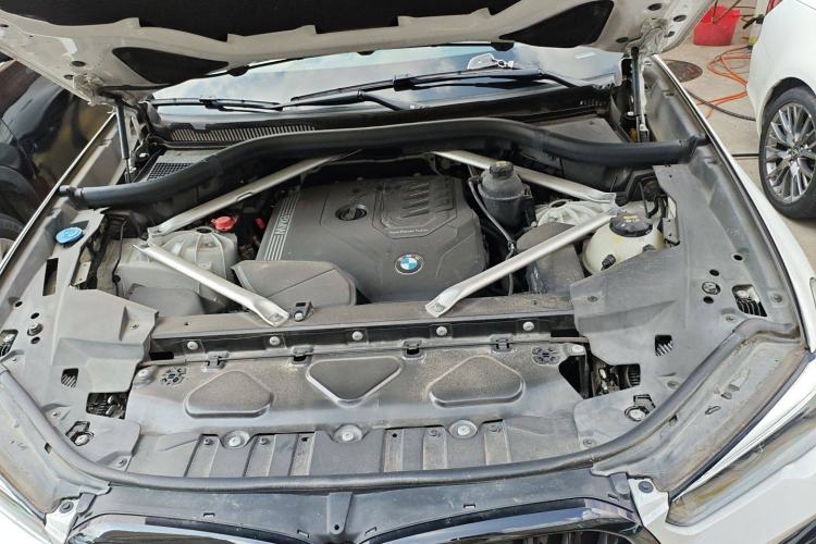Used BMW X6 2022 Restyled xDrive30i M Sport Package Engine Bay