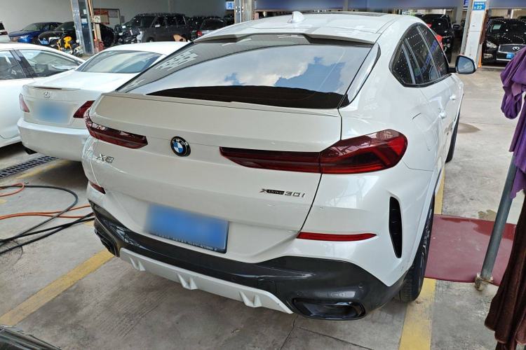 Used BMW X6 2022 Restyled xDrive30i M Sport Package Exterior 5