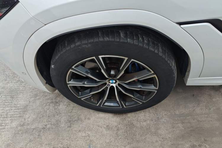 Used BMW X6 2022 Restyled xDrive30i M Sport Package Exterior 7