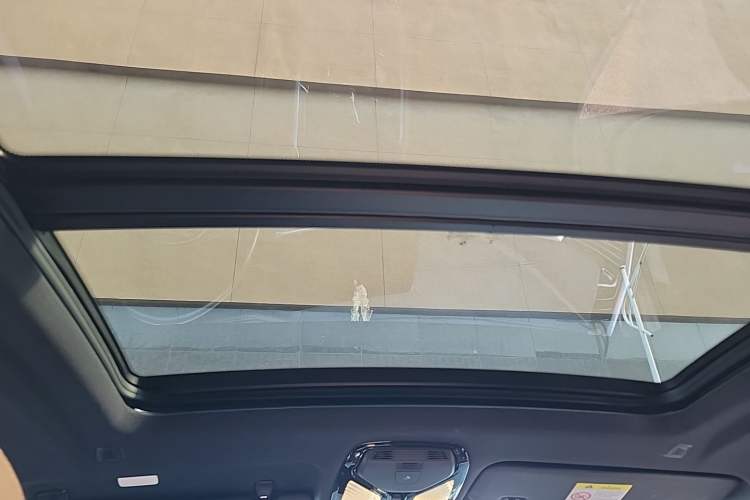 Used BMW X6 2022 xDrive30i M Sport Package Headliner