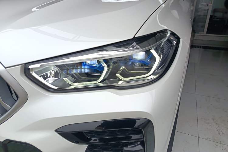 Used BMW X6 2022 Restyled xDrive40i M Sport Package Left Front Headlight