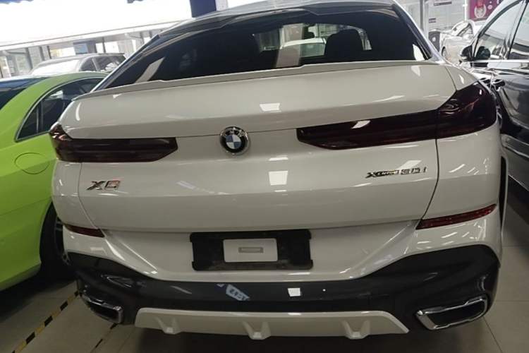 Used BMW X6 2022 xDrive30i M Sport Package Rear